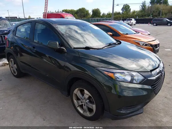 3CZRU6H38HG701691 — 2017 Honda HR-V, Естественный износ (Normal Wear & Tear), фото до ремонта