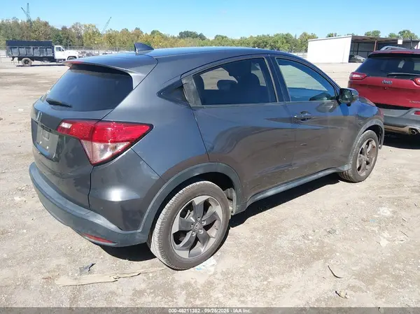 3CZRU5H51JM718240 — 2018 Honda HR-V, фото 4 с аукциона IAAI, Передняя часть