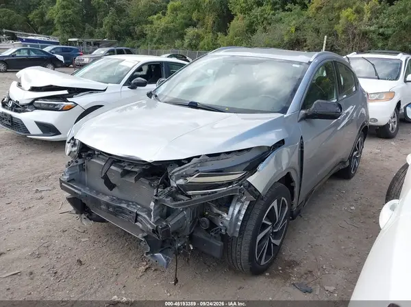 3CZRU6H10KG702954 — 2019 Honda HR-V, фото 2 с аукциона IAAI, Передняя часть