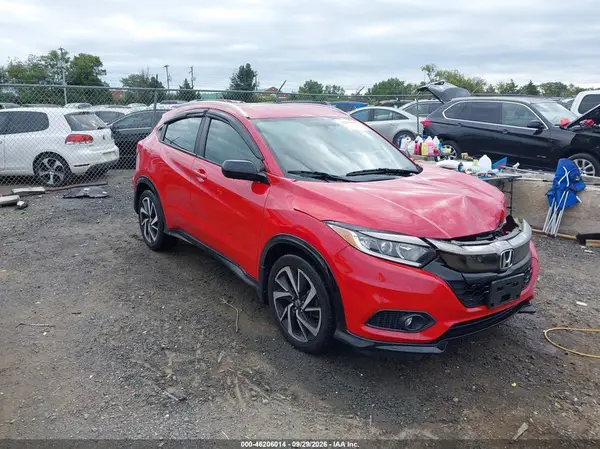 3CZRU6H12KG728116 — 2019 Honda HR-V, Передняя часть (Front End), фото до ремонта