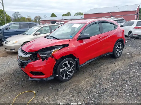 3CZRU6H12KG728116 — 2019 Honda HR-V, фото 2 с аукциона IAAI, Передняя часть