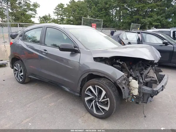 3CZRU6H15KG706093 — 2019 Honda HR-V, Передняя часть (Front End), фото до ремонта