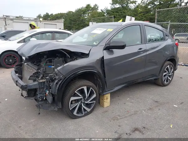 3CZRU6H15KG706093 — 2019 Honda HR-V, фото 2 с аукциона IAAI, Передняя часть