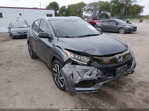 3CZRU5H13LM715601 — 2020 Honda HR-V, Передняя часть (Front End), фото до ремонта