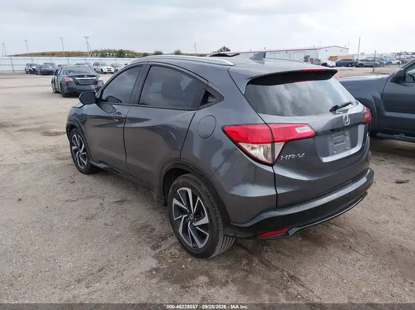 3CZRU5H13LM715601 — 2020 Honda HR-V, фото 3 с аукциона IAAI, Передняя часть