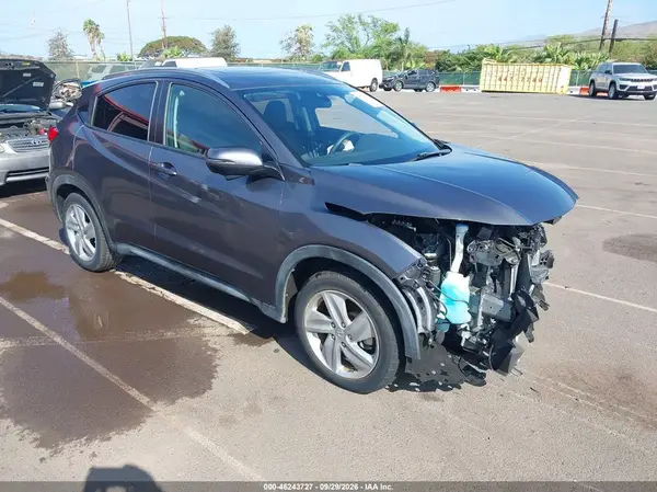 3CZRU5H50LM714067 — 2020 Honda HR-V, Передняя часть (Front End), фото до ремонта