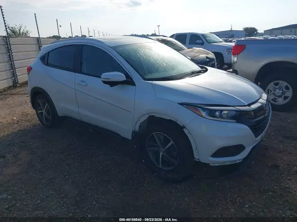 3CZRU5H52MM731700 — 2021 Honda HR-V, Передняя часть справа (Right Front), фото до ремонта