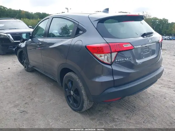 3CZRU6H35MM739374 — 2021 Honda HR-V, фото 3 с аукциона IAAI, Передняя часть слева