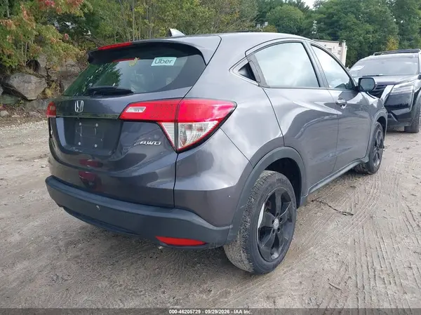 3CZRU6H35MM739374 — 2021 Honda HR-V, фото 4 с аукциона IAAI, Передняя часть слева