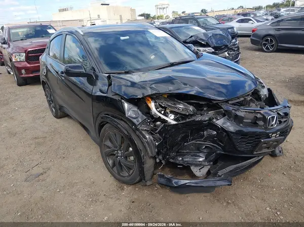 3CZRU6H13NM765259 — 2022 Honda HR-V, Передняя часть (Front End), фото до ремонта