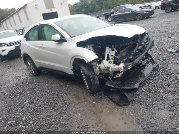 3CZRU6H39NM702782 — 2022 Honda HR-V, Передняя часть (Front End), фото до ремонта
