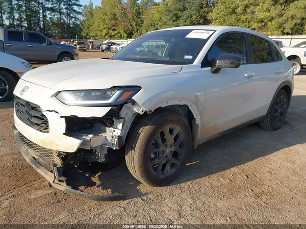 3CZRZ1H55PM730023 — 2023 Honda HR-V, фото 2 с аукциона IAAI, Передняя часть слева