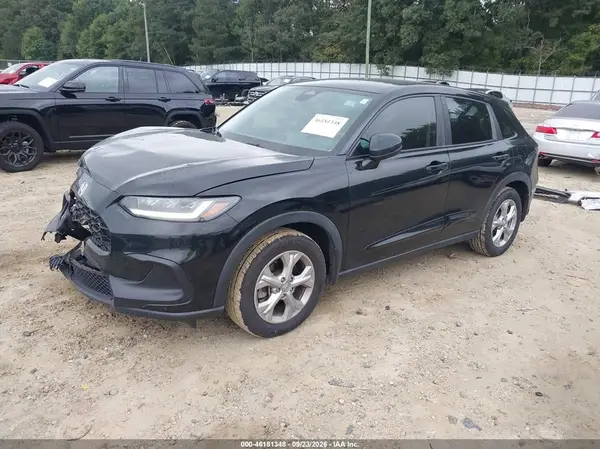 3CZRZ1H34RM723808 — 2024 Honda HR-V, фото 2 с аукциона IAAI, Передняя часть