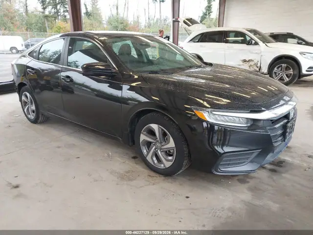 19XZE4F5XLE001655 — 2020 Honda Insight EX, Задняя часть (Rear), фото до ремонта