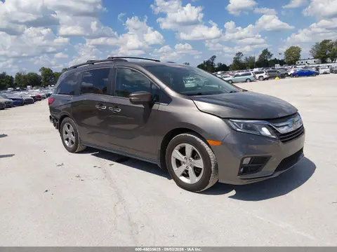 5FNRL6H75JB015227 — 2018 Honda Odyssey EX-L, Задняя часть (Rear), фото до ремонта