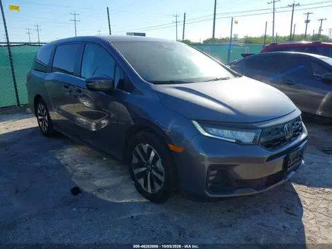 5FNRL6H66SB067216 — 2025 Honda Odyssey EX-L, Задняя часть (Rear), фото до ремонта