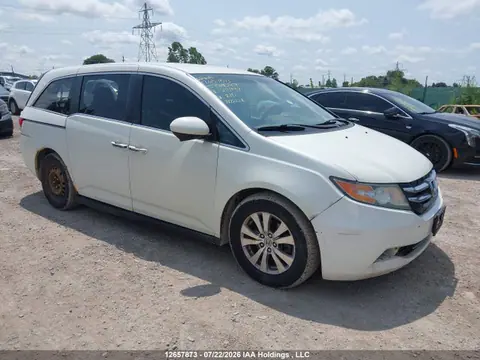 5FNRL5H48FB503997 — 2015 Honda Odyssey EX, Задняя часть (Rear), фото до ремонта
