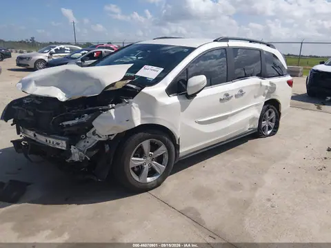 2018 Honda ODYSSEY EX VIN 5FNRL6H54JB090435 фото 2