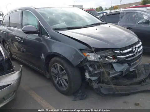 5FNRL5H95GB504733 — 2016 Honda Odyssey Touring/Touring Elite, Передняя часть (Front), фото до ремонта