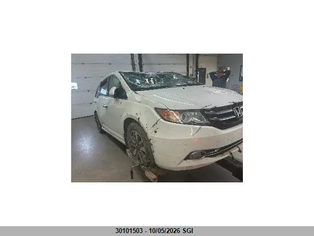 5FNRL5H97HB500782 — 2017 Honda Odyssey Touring/Touring Elite, Roll Over, фото до ремонта