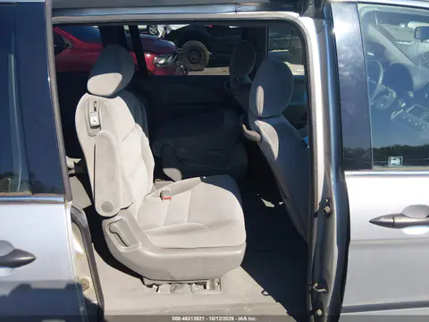 5FNRL3H26AB020827 — 2010 Honda Odyssey, Естественный износ, фото до ремонта