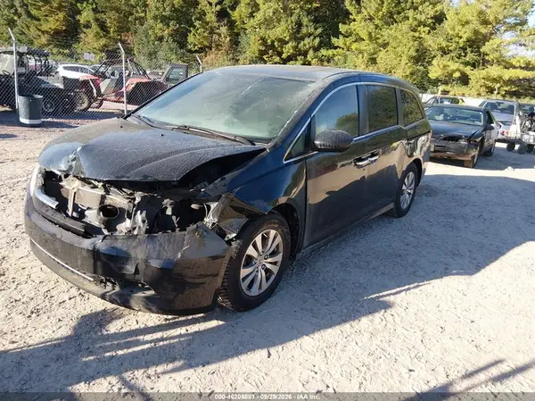 5FNRL5H60HB024851 — 2017 Honda Odyssey, фото 2 с аукциона IAAI 14.10.2026, Передняя часть слева