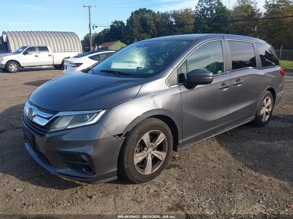 5FNRL6H56JB106778 — 2018 Honda Odyssey, фото 2 с аукциона IAAI, Естественный износ