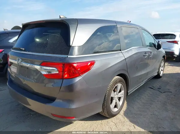 5FNRL6H56JB061955 — 2018 Honda Odyssey, фото 4 с аукциона IAAI 13.10.2026, Естественный износ