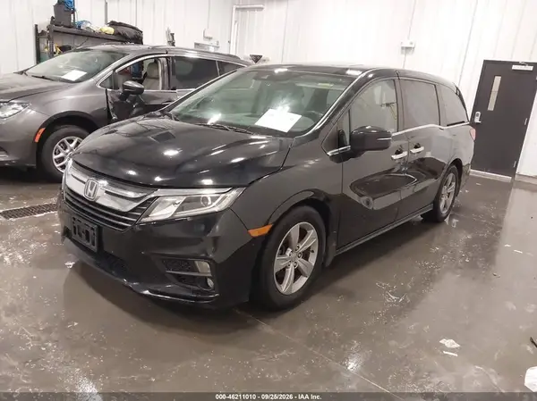 5FNRL6H77JB091760 — 2018 Honda Odyssey, фото 2 с аукциона IAAI, Правый бок