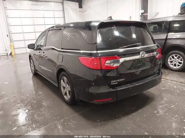 5FNRL6H77JB091760 — 2018 Honda Odyssey, фото 3 с аукциона IAAI, Правый бок