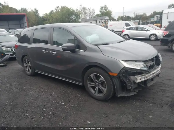5FNRL6H85JB041352 — 2018 Honda Odyssey, Передняя часть (Front End), фото до ремонта