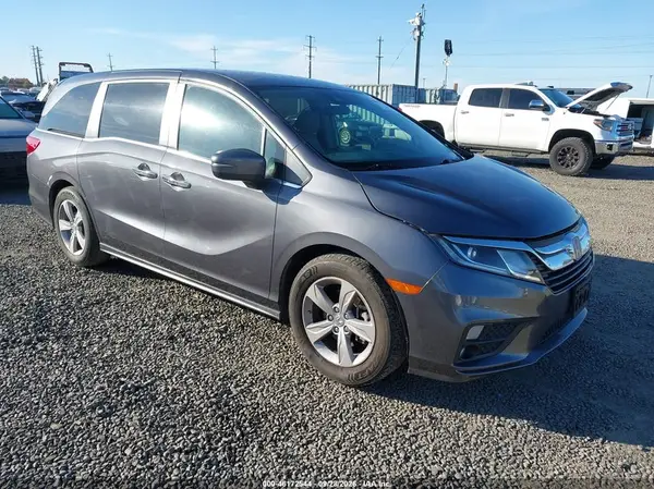 5FNRL6H56KB136820 — 2019 Honda Odyssey, Передняя часть слева (Left Front), фото до ремонта