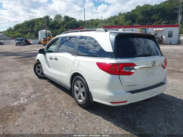 5FNRL6H52KB115415 — 2019 Honda Odyssey, фото 3 с аукциона IAAI, Правый бок
