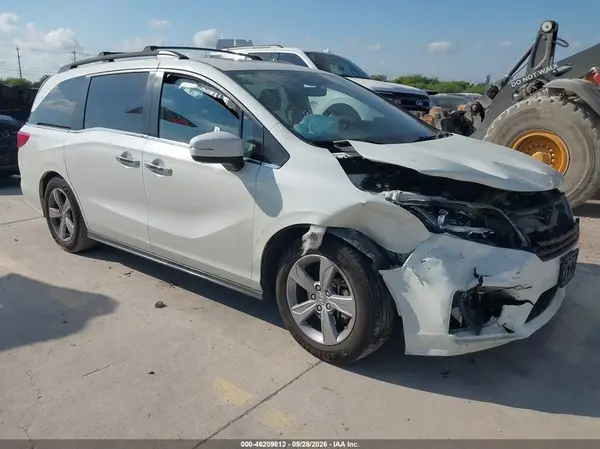 5FNRL6H70KB113695 — 2019 Honda Odyssey, Передняя часть слева (Left Front), фото до ремонта