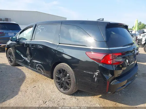 5FNRL6H71TB061818 — 2026 Honda Odyssey, фото 3 с аукциона IAAI 13.10.2026, Левый бок