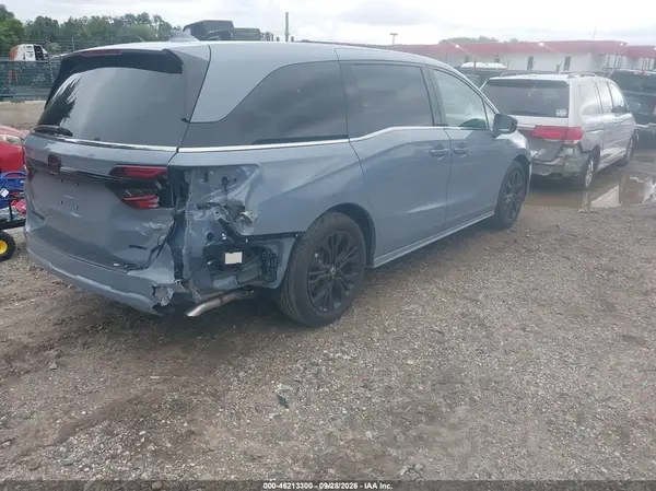 5FNRL6H79TB030378 — 2026 Honda Odyssey, фото 4 с аукциона IAAI 08.10.2026, Задняя часть справа