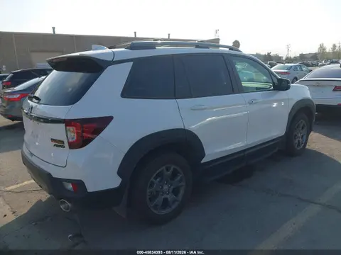 2024 Honda Passport Awd Trailsport VIN 5FNYF8H62RB005904 фото 4