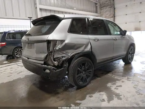 2021 Honda Passport Awd Sport VIN 5FNYF8H28MB023443 фото 4