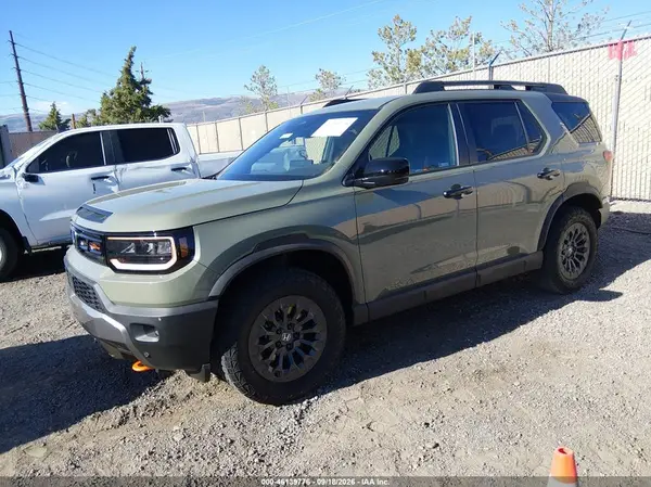 5FNYF9H58TB085200 — 2026 Honda Passport, фото 2 с аукциона IAAI, Задняя часть справа