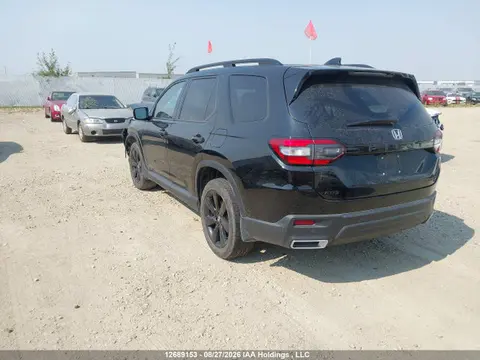 2025 Honda Pilot Black Edition VIN 5FNYG1H98SB504758 фото 3