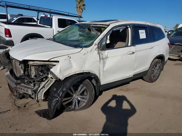 5FNYF5H55JB009858 — 2018 Honda Pilot EX-L, фото 2 с аукциона IAAI 30.09.2026, Передняя часть