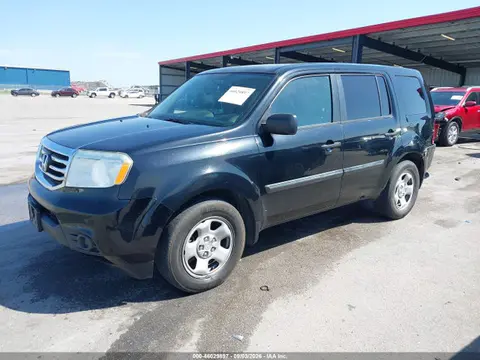 2015 Honda PILOT LX VIN 5FNYF4H21FB047644 фото 2