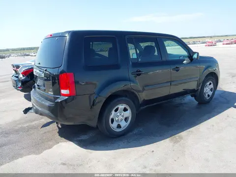 2015 Honda PILOT LX VIN 5FNYF4H21FB047644 фото 4