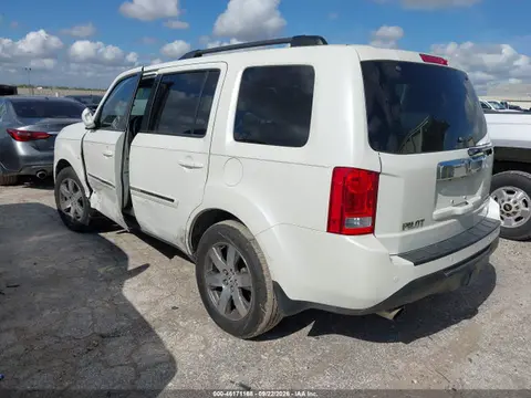 2015 Honda Pilot Touring VIN 5FNYF3H95FB023189 фото 3