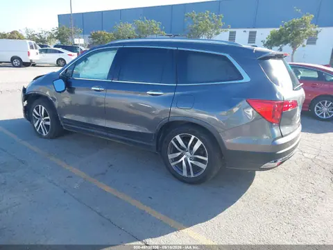 2016 Honda Pilot Touring VIN 5FNYF5H92GB047852 фото 3
