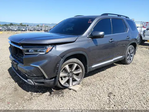 2025 Honda Pilot Touring VIN 5FNYG1H7XSB180713 фото 2