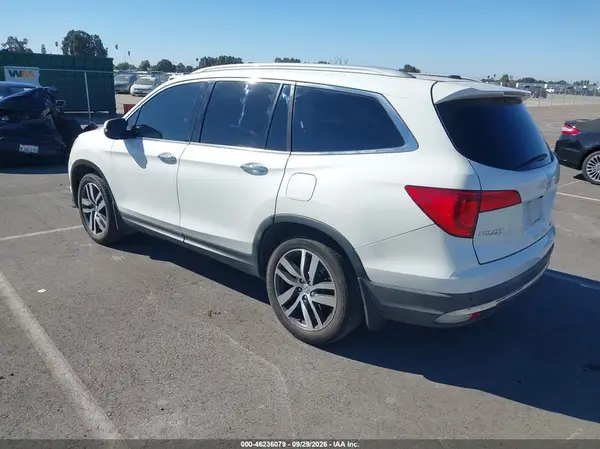 5FNYF6H01GB038325 — 2016 Honda Pilot, фото 3 с аукциона IAAI, Правый бок