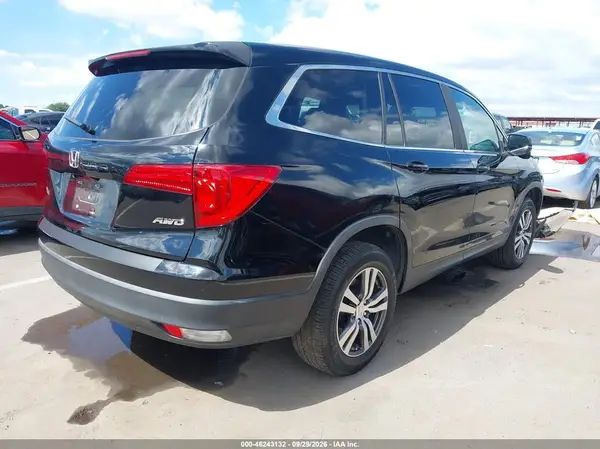 5FNYF6H55HB096628 — 2017 Honda Pilot, фото 4 с аукциона IAAI, Передняя часть справа