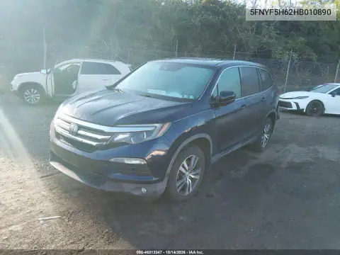 5FNYF5H62HB010890 — 2017 Honda Pilot, фото 2 с аукциона IAAI, Задняя часть