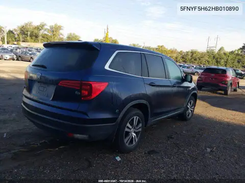 5FNYF5H62HB010890 — 2017 Honda Pilot, фото 4 с аукциона IAAI, Задняя часть